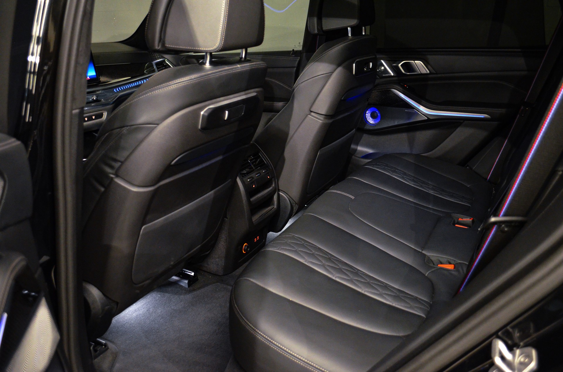 BMW X5 xDrive 48V 30d M Sport Pro Steptronic-image-12