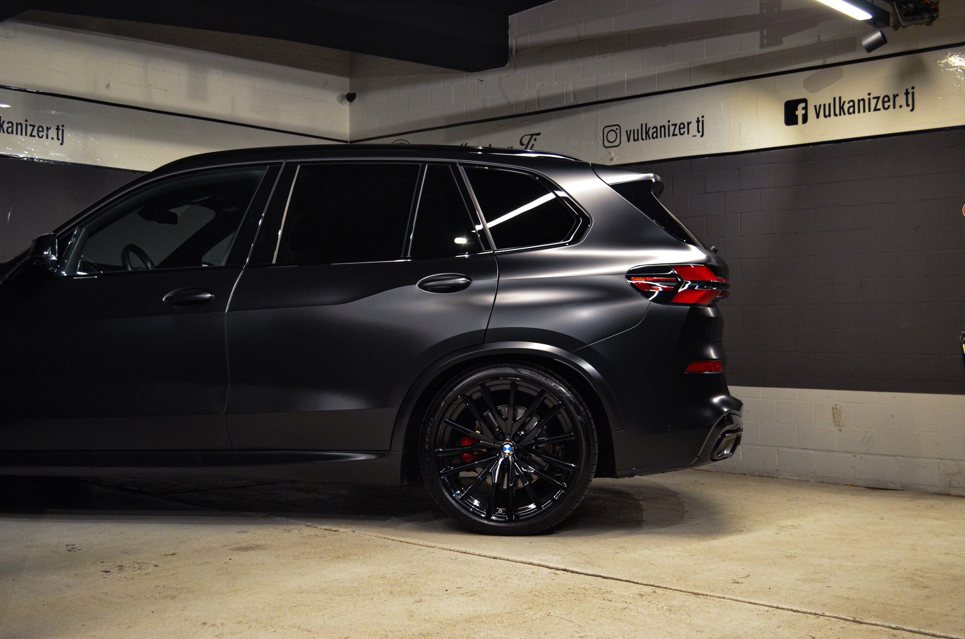 BMW X5 xDrive 48V 30d M Sport Pro Steptronic-image-6