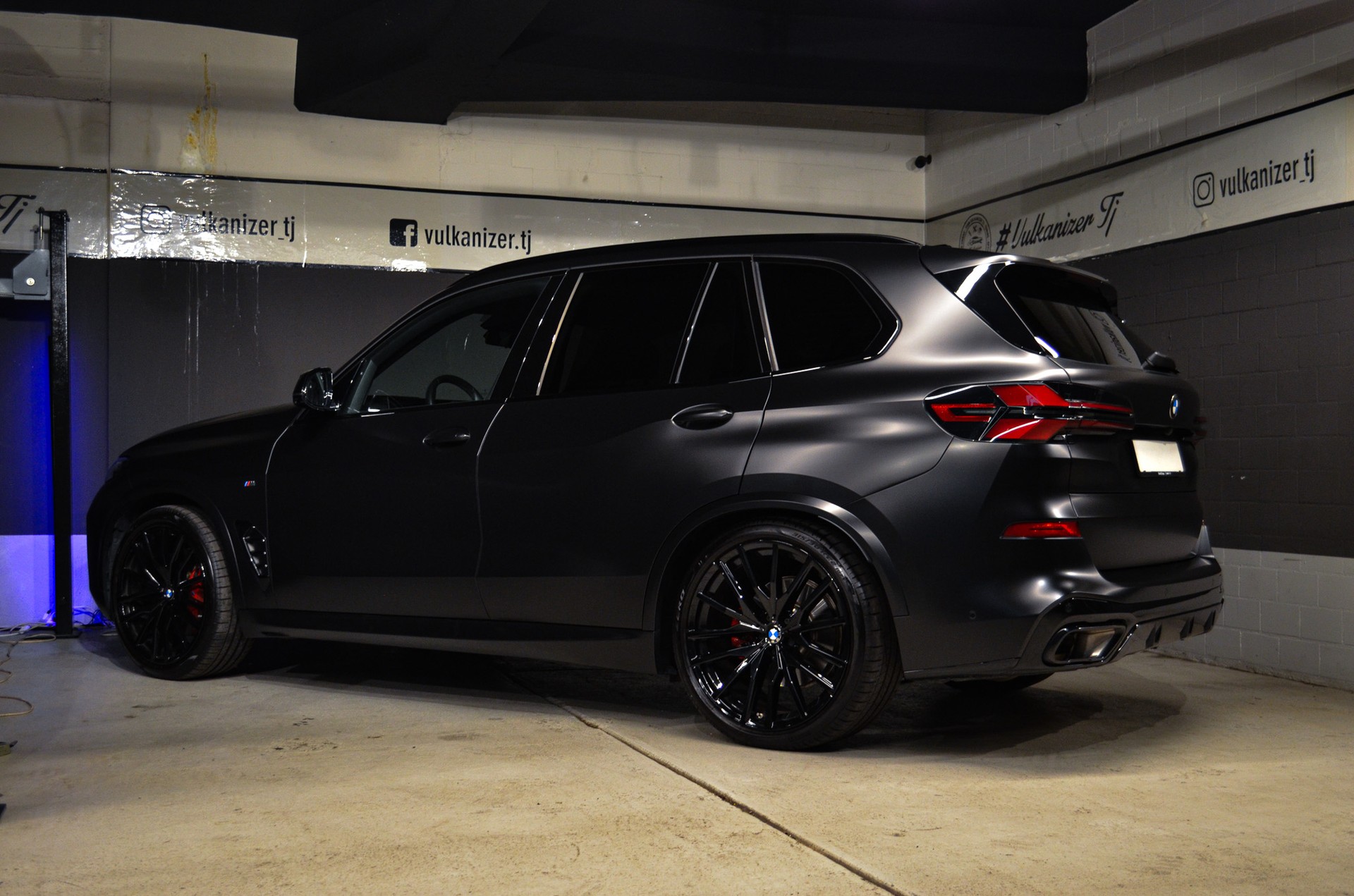 BMW X5 xDrive 48V 30d M Sport Pro Steptronic-image-5