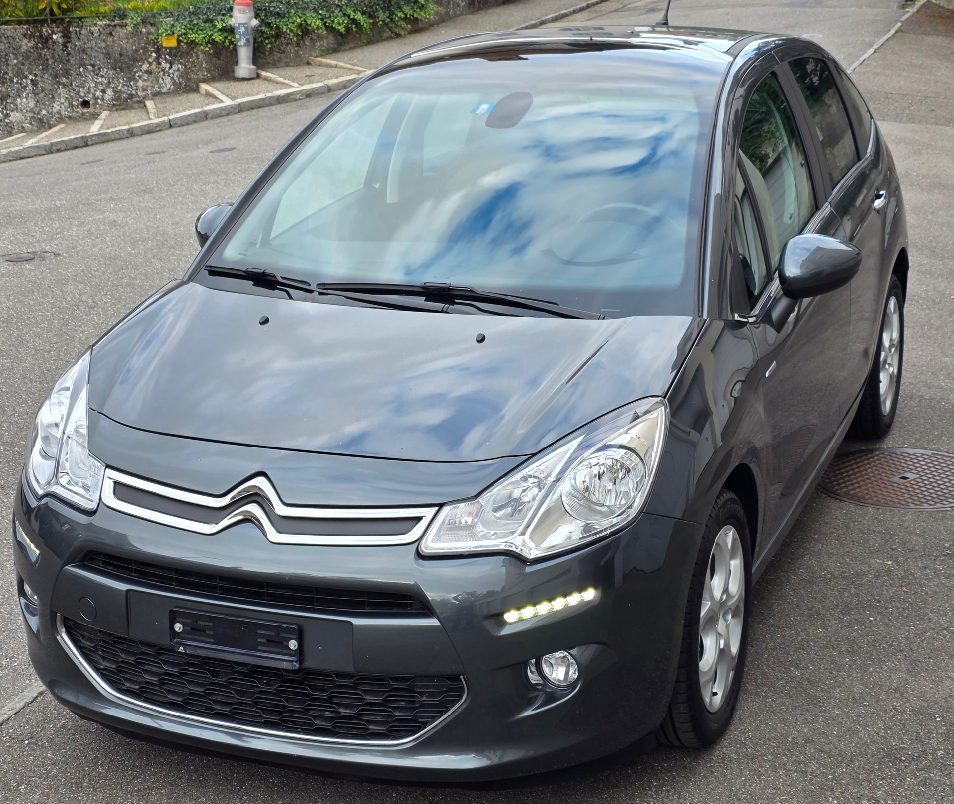 CITROEN C3 1.2i PureTech Exclusive-image-4