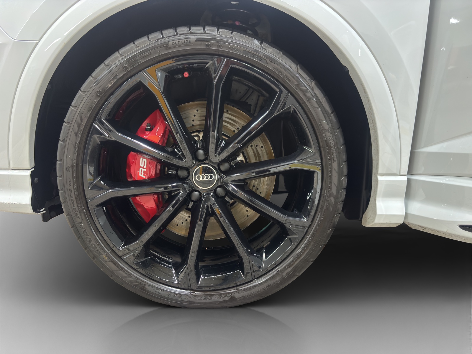 AUDI RS Q3 Sportback quattro S tronic-image-13