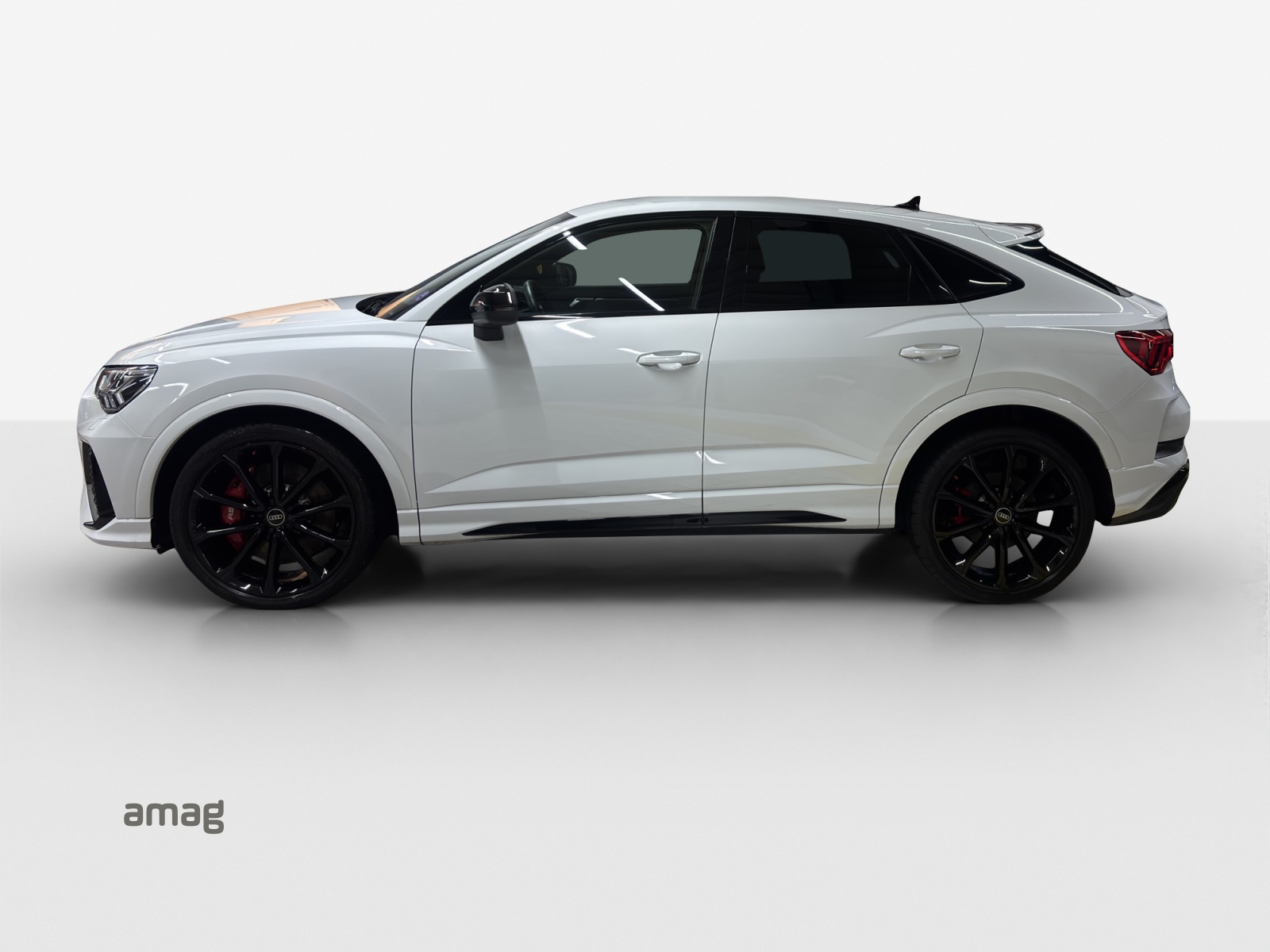 AUDI RS Q3 Sportback quattro S tronic-image-1
