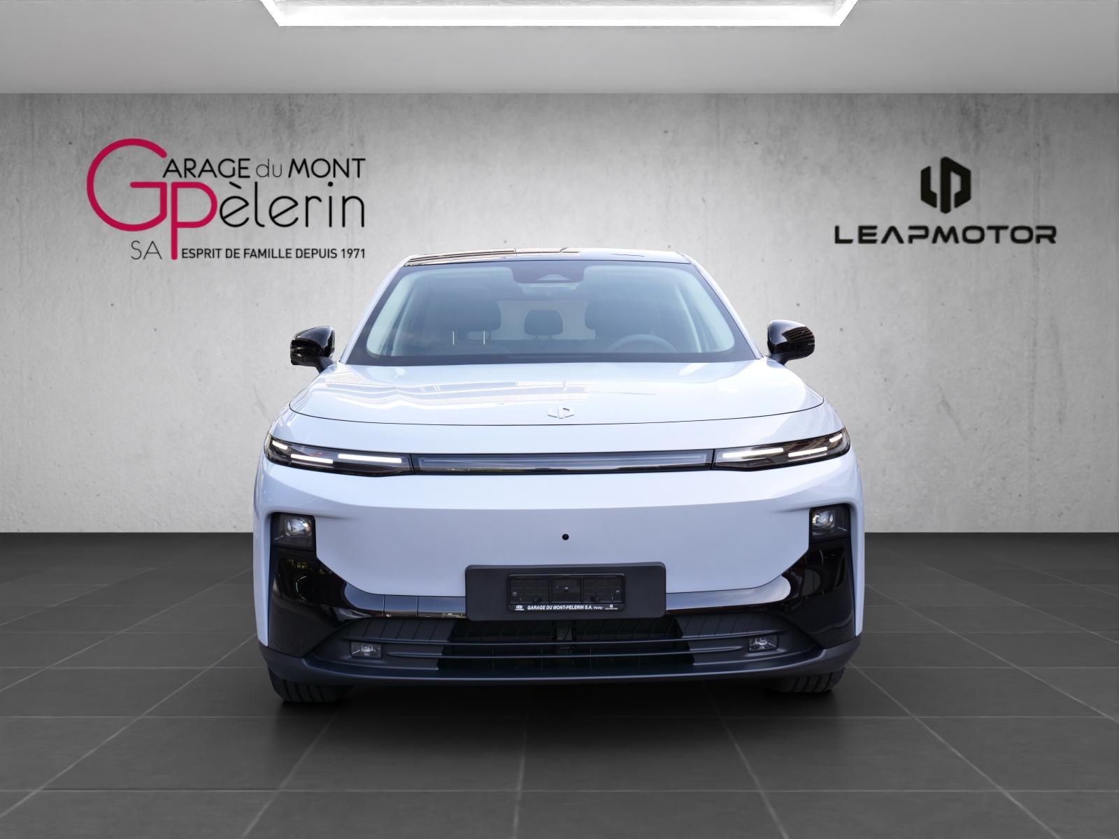 LEAPMOTOR B10 EV-image-5