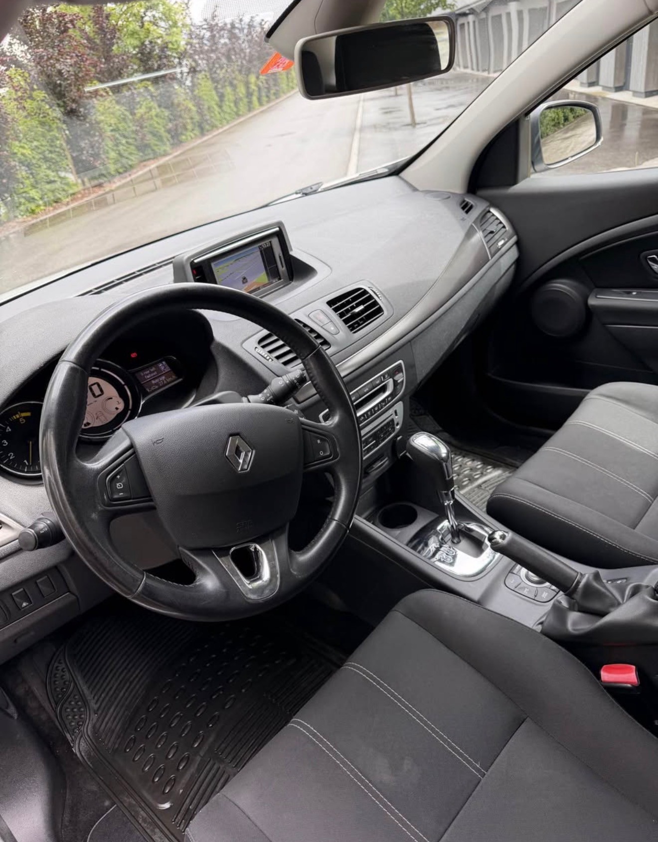 RENAULT 1.5 dCi Swiss Edition EDC-image-3