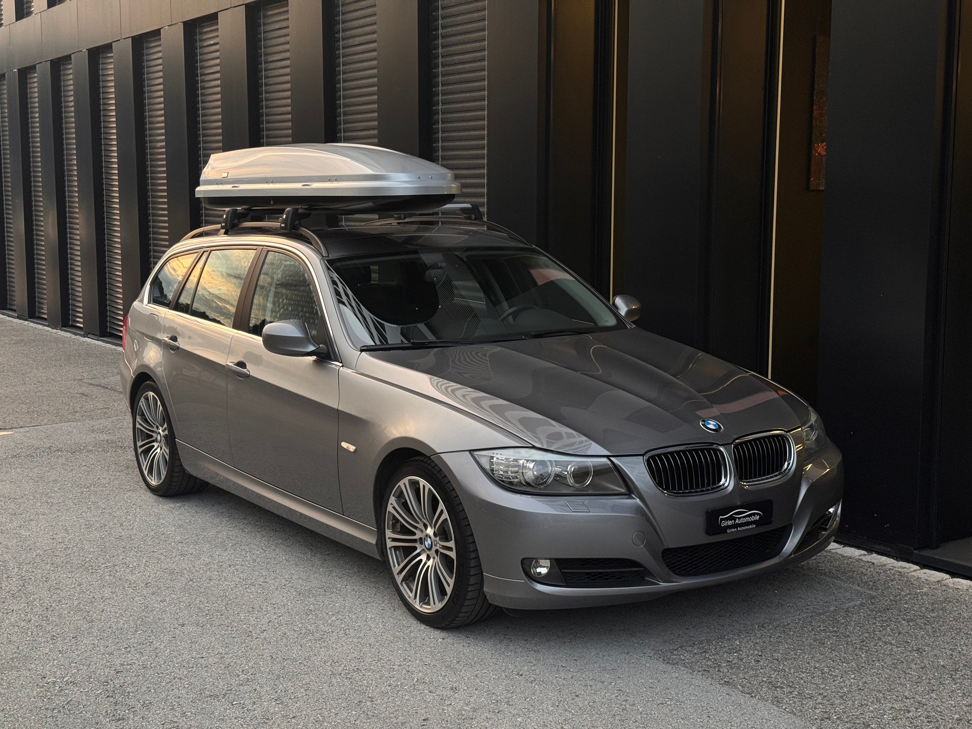BMW 325i Touring Steptronic-image-8