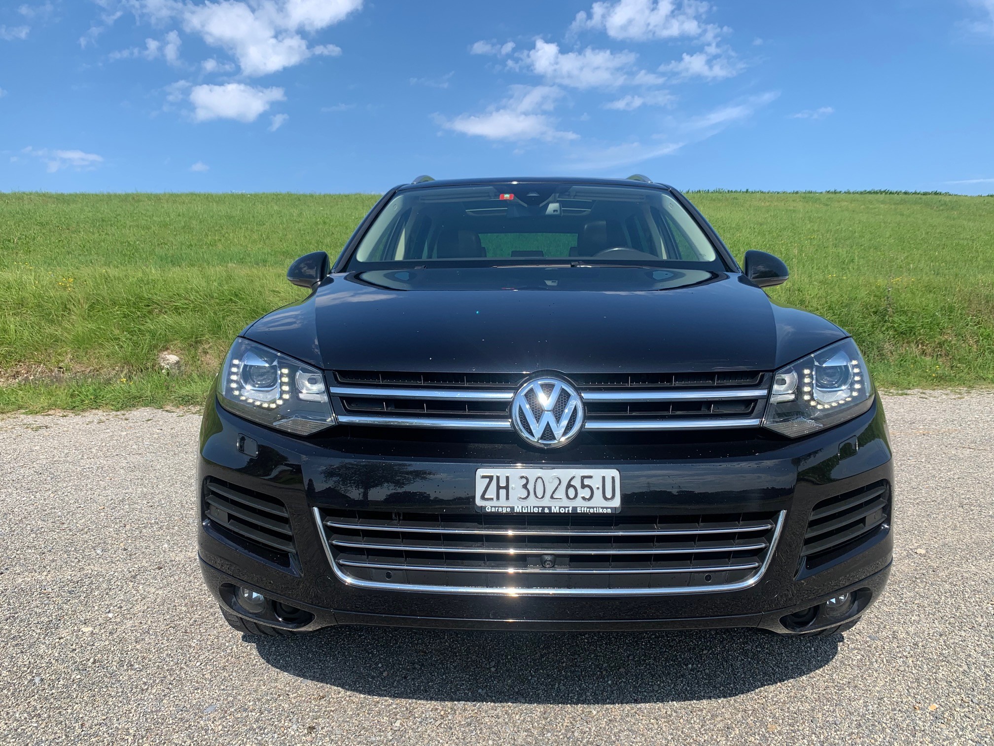 Car photo