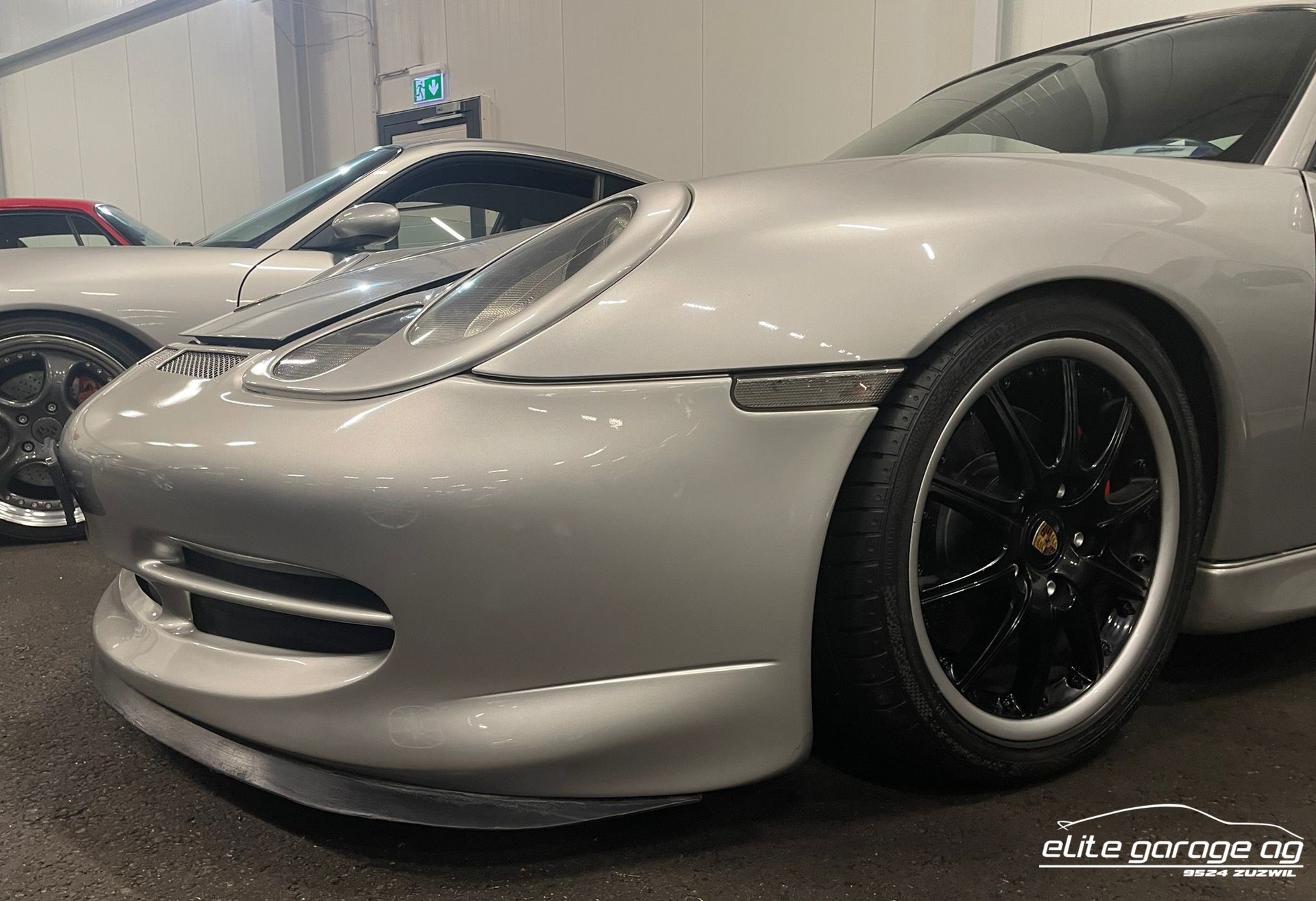 PORSCHE 911 GT3-image-2