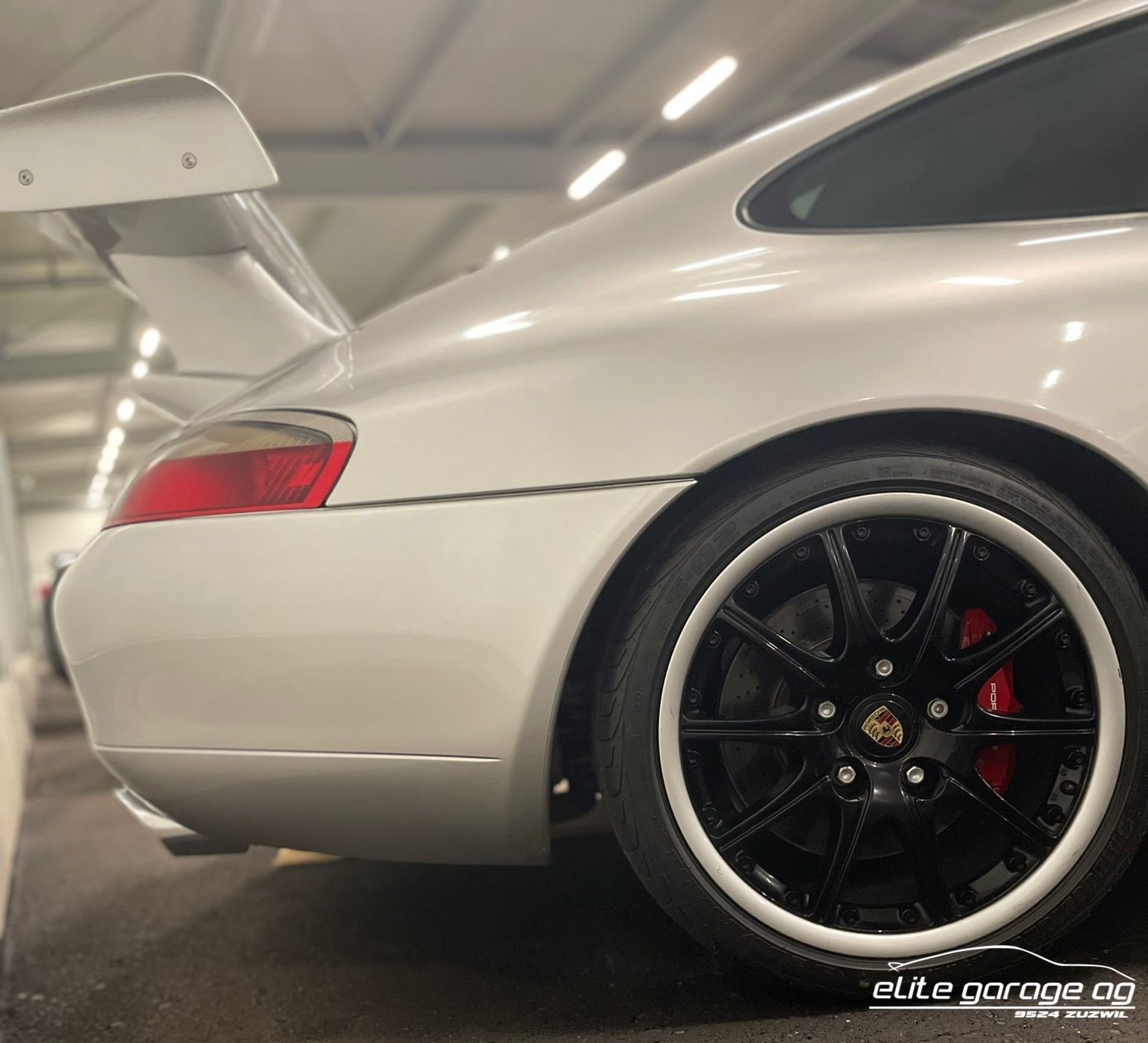PORSCHE 911 GT3-image-8
