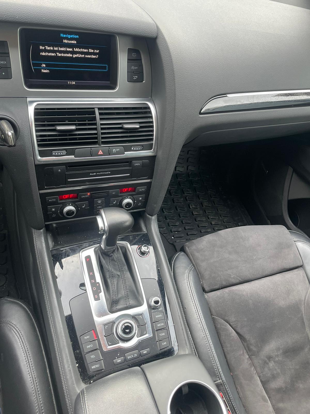 AUDI Q7 3.0 TDI quattro tiptronic-image-5