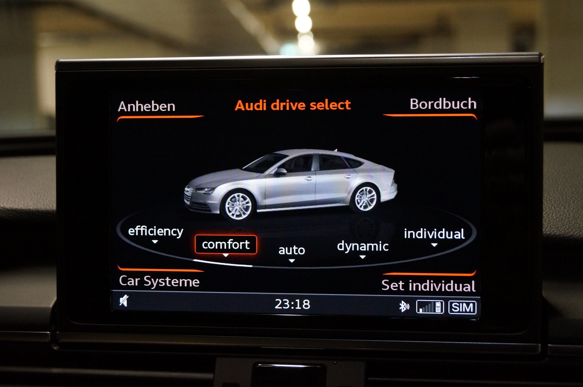 AUDI S7 Sportback 4.0 TFSI V8 quattro-image-12