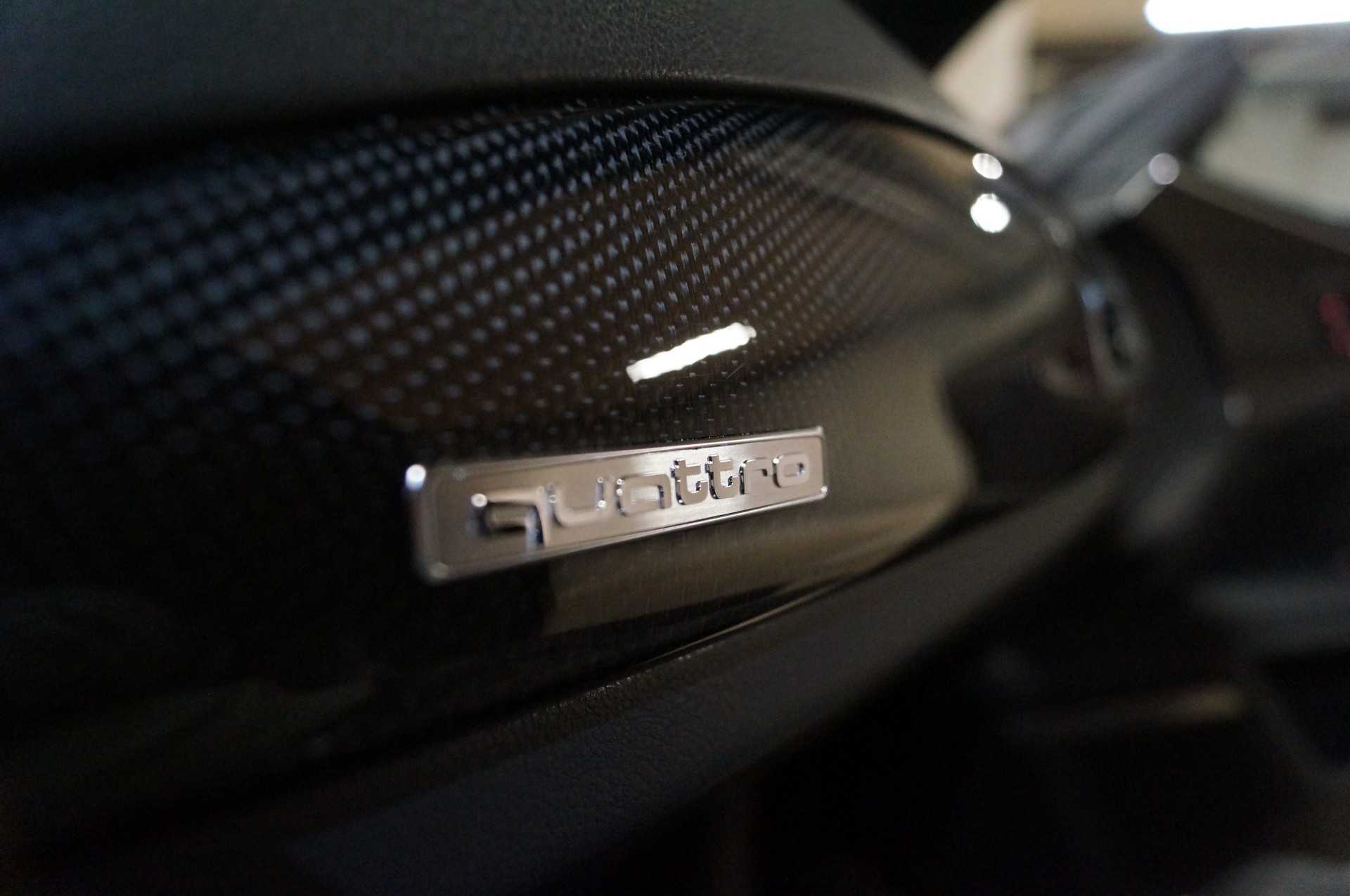 AUDI S7 Sportback 4.0 TFSI V8 quattro-image-17