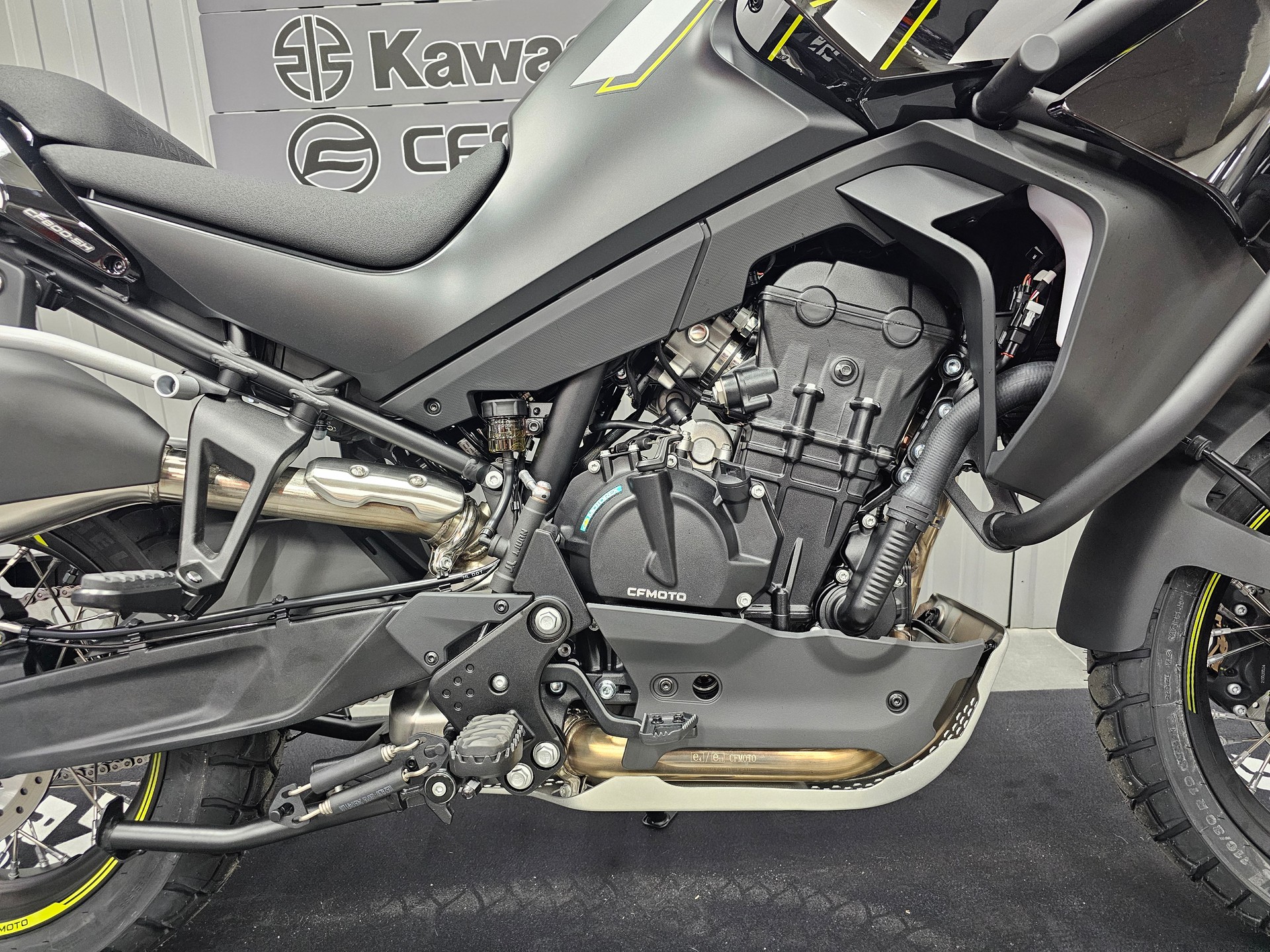 CF MOTO 800 MT Explorer-image-7