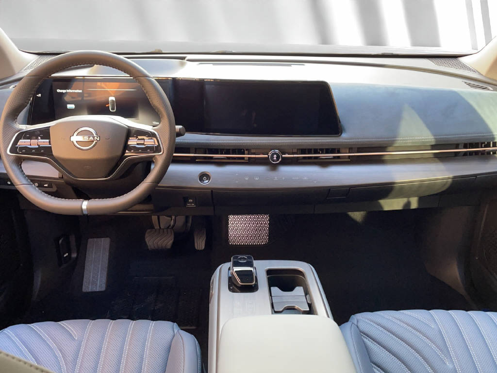 NISSAN Ariya Evolve e-4orce-image-4