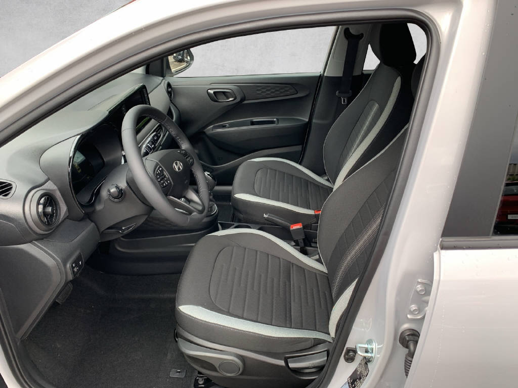 HYUNDAI i10 1.2 Amplia-image-7