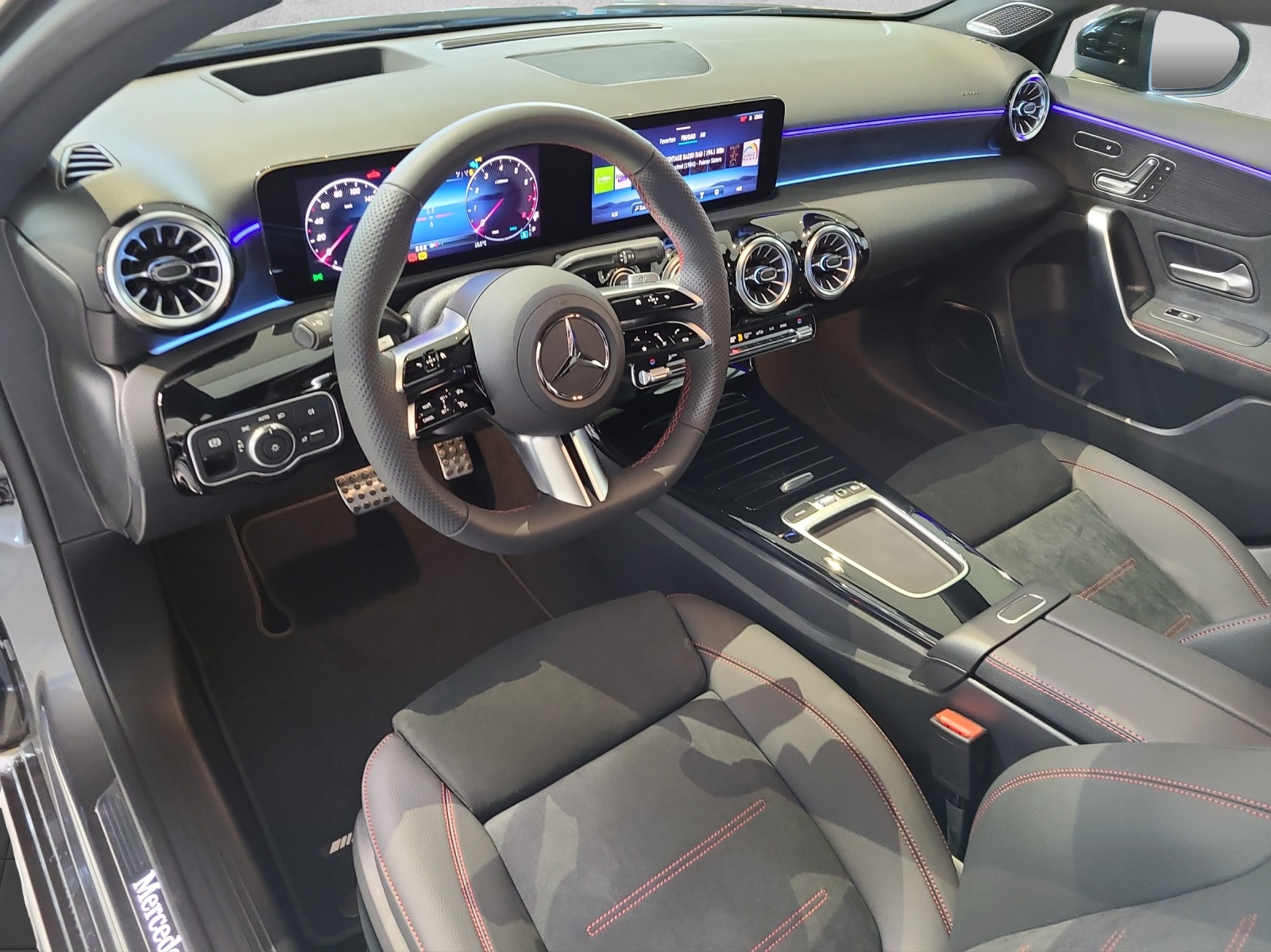 MERCEDES-BENZ A 250 4Matic 8G-DCT-image-6