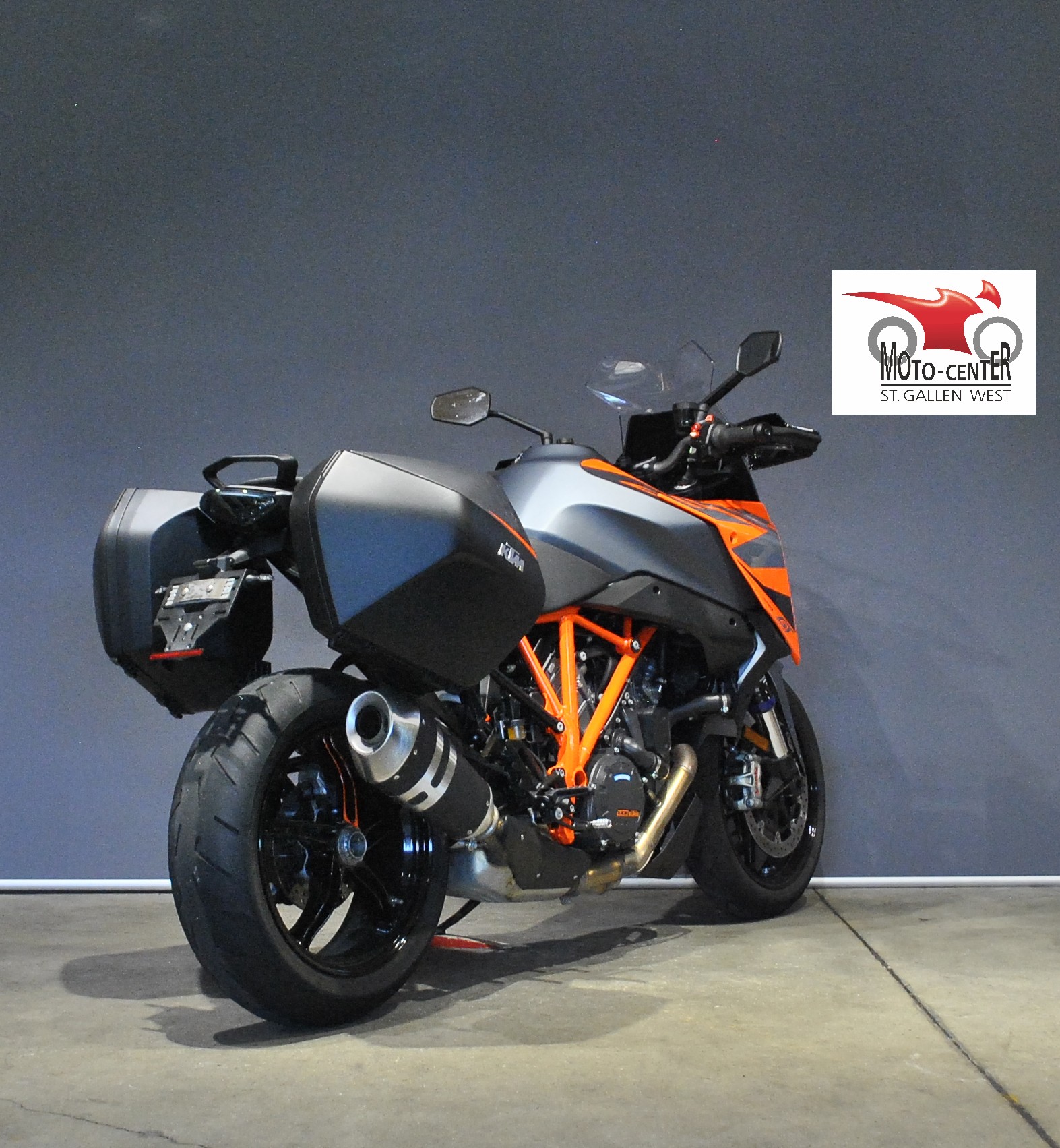 KTM 1290 Super Duke GT-image-4