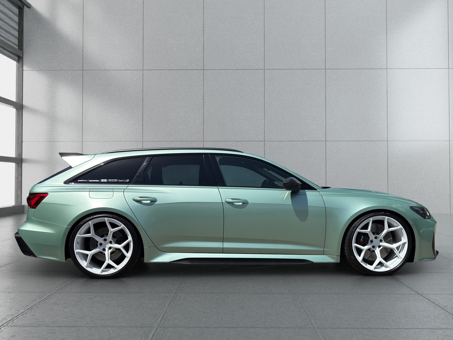 AUDI RS6 Avant 4.0 TFSI V8 quattro-image-4