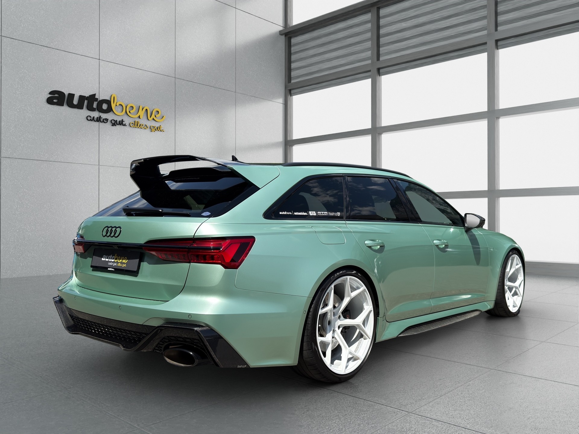 AUDI RS6 Avant 4.0 TFSI V8 quattro-image-3