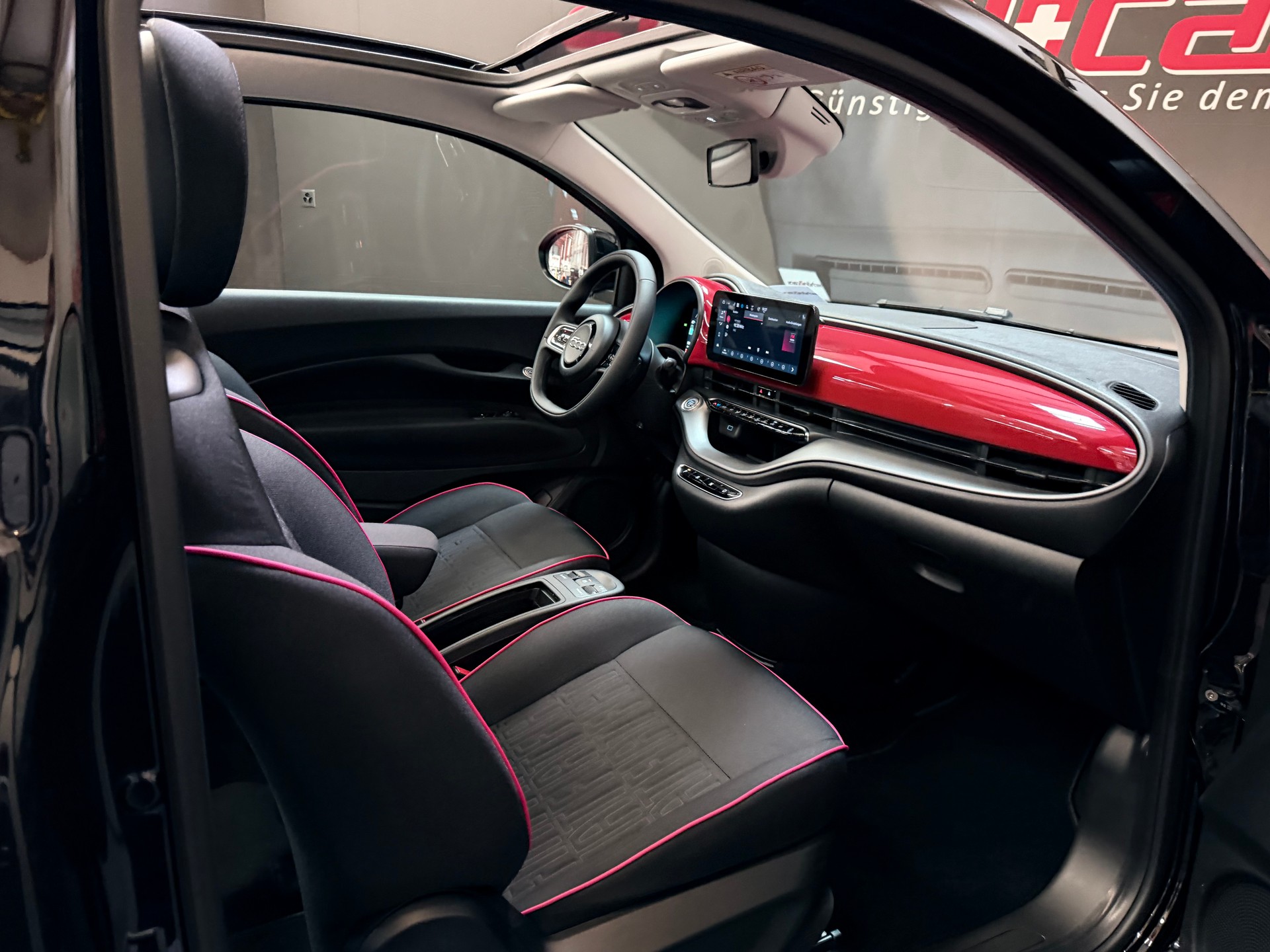 FIAT 500 C electric 87 kW Red-image-14