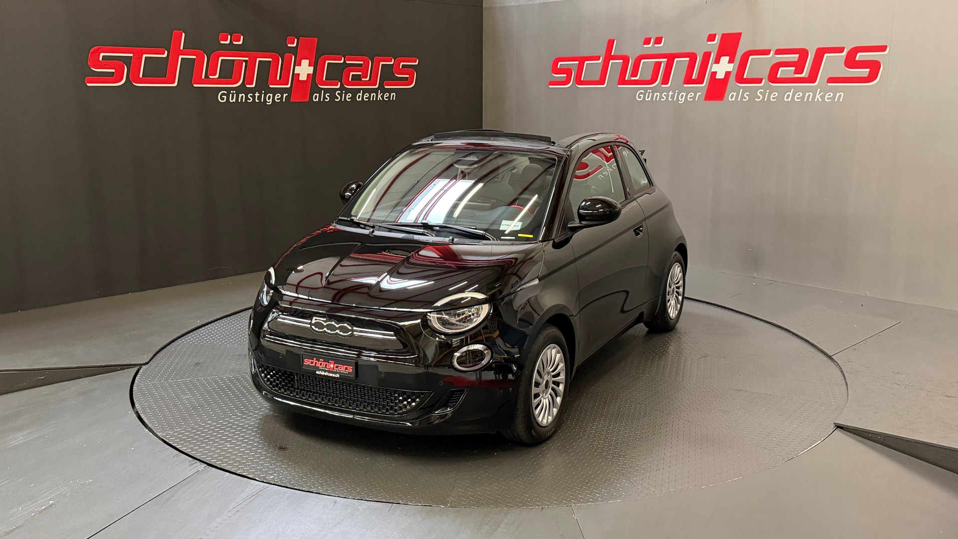 FIAT 500 C electric 87 kW Red-showroom-element-1