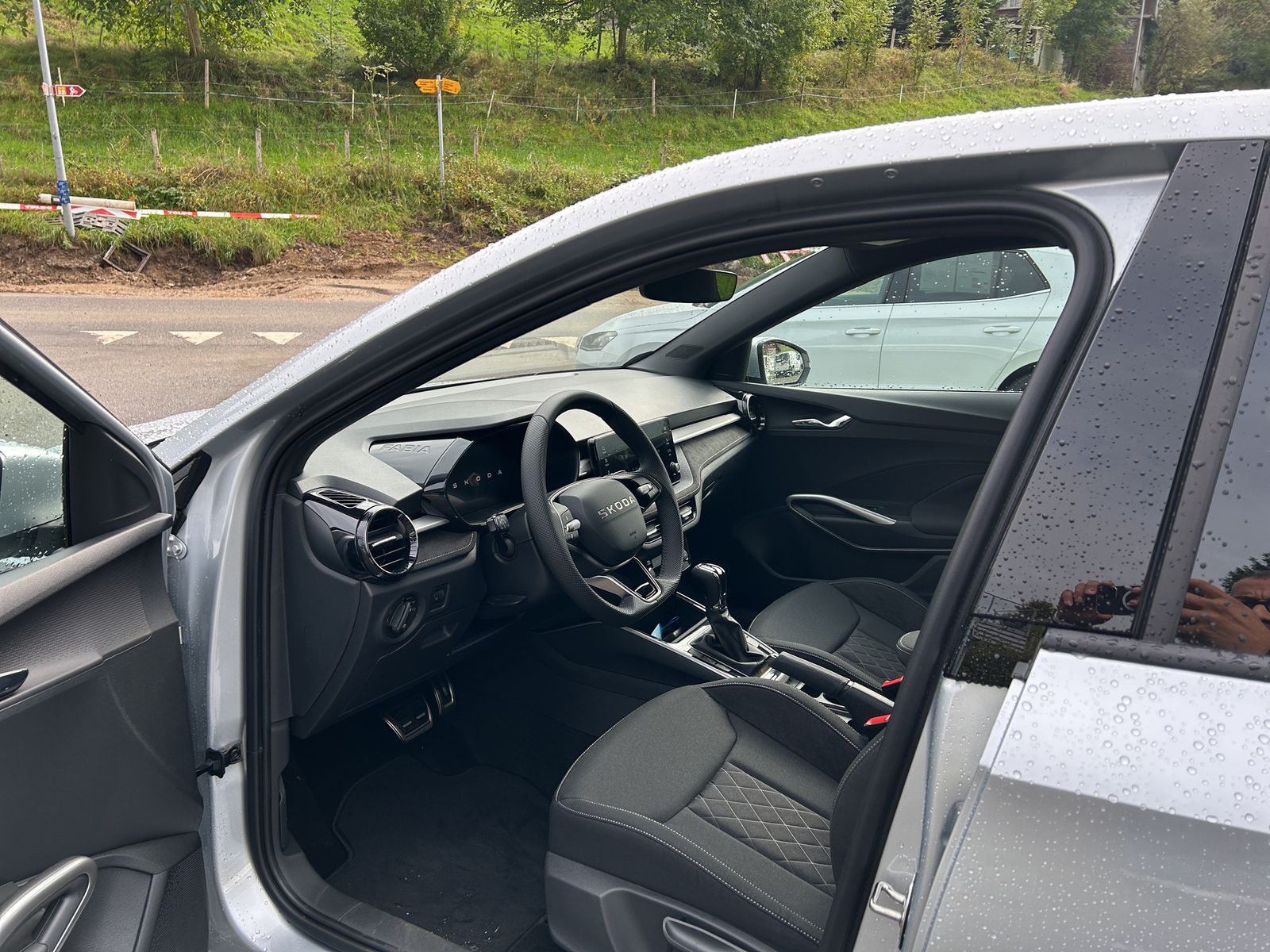 SKODA Fabia 1.0 TSI Selection DSG-image-8