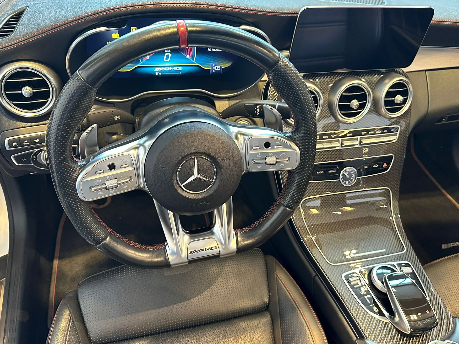 MERCEDES-BENZ C 43 Cabriolet AMG 4Matic 9G-Tronic-image-14