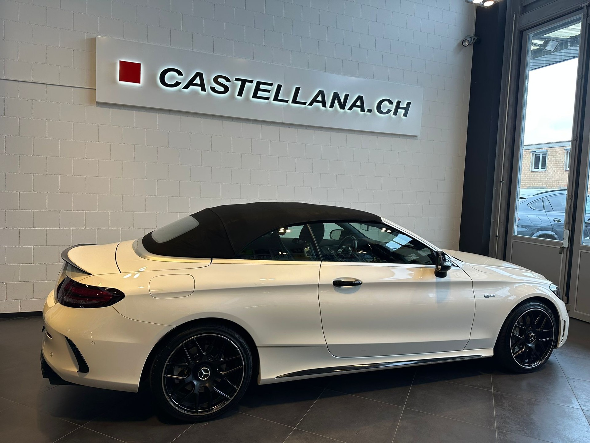 MERCEDES-BENZ C 43 Cabriolet AMG 4Matic 9G-Tronic-image-4