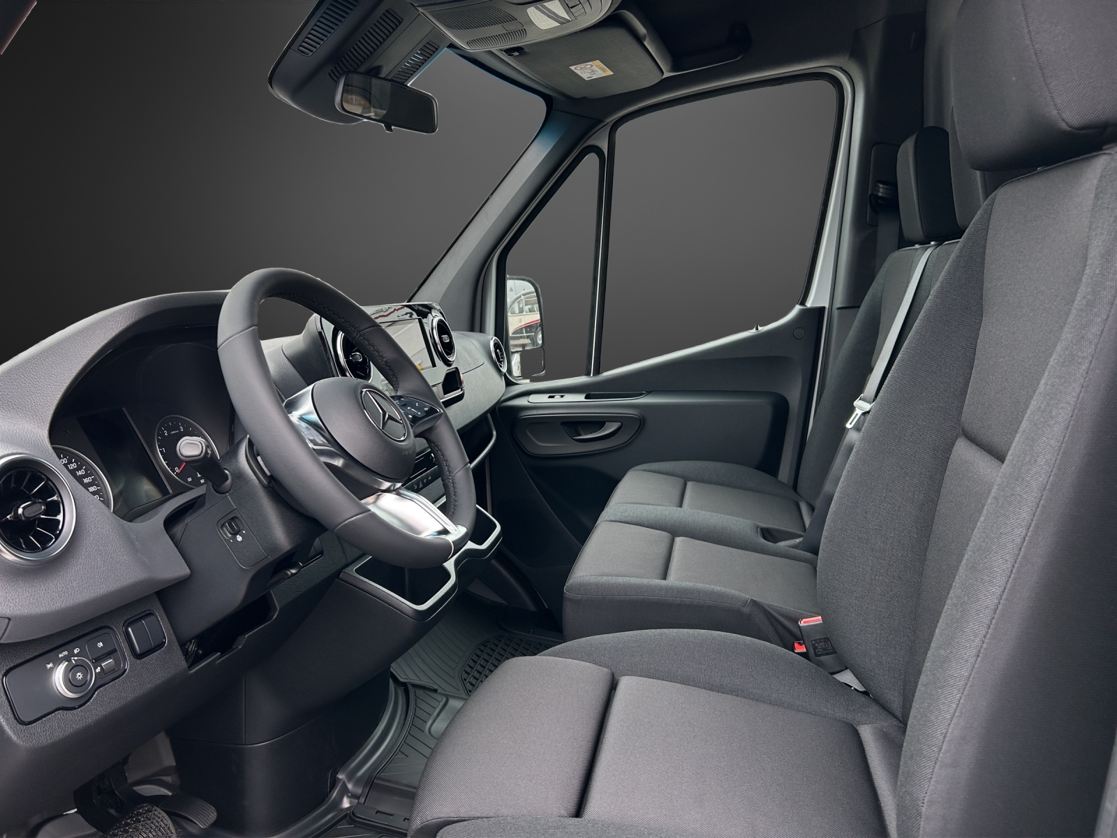 MERCEDES-BENZ Sprinter 317 CDI Standard 9G-TRONIC-image-9