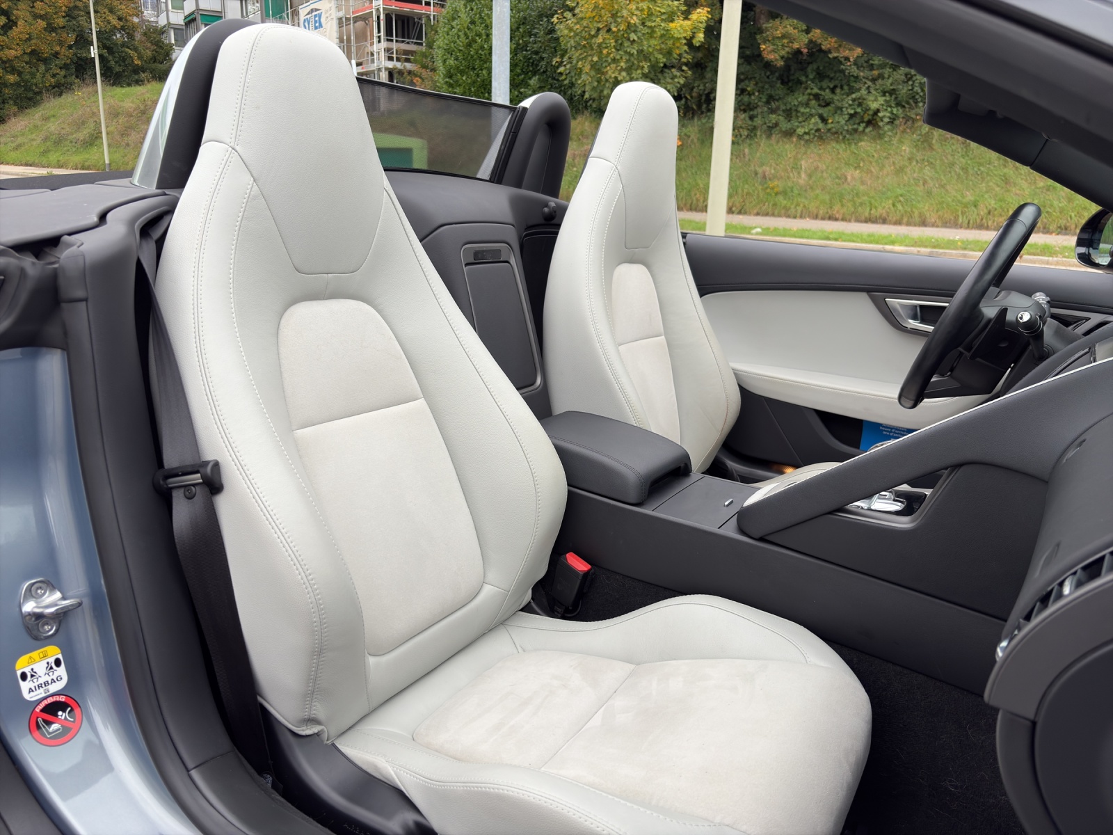 JAGUAR F-Type Convertible 3.0 V6 S/C-image-7