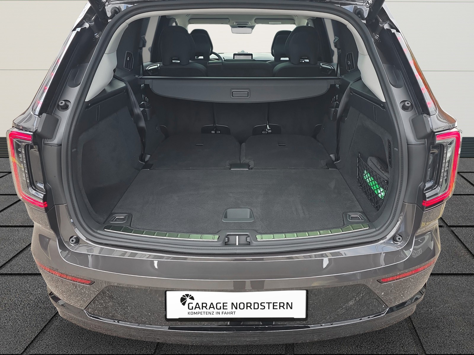VOLVO EX90 Twin Ultra AWD-image-15