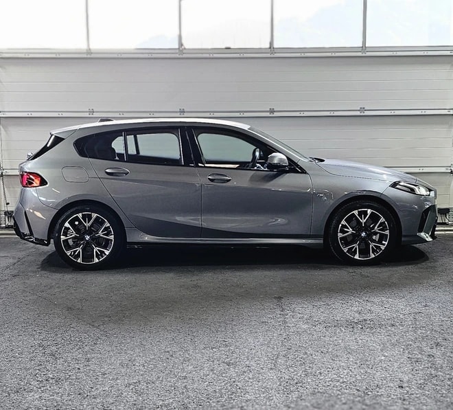 BMW 120 M Sport Steptronic inkl. *** Werksgarantie *** + AHK-image-5