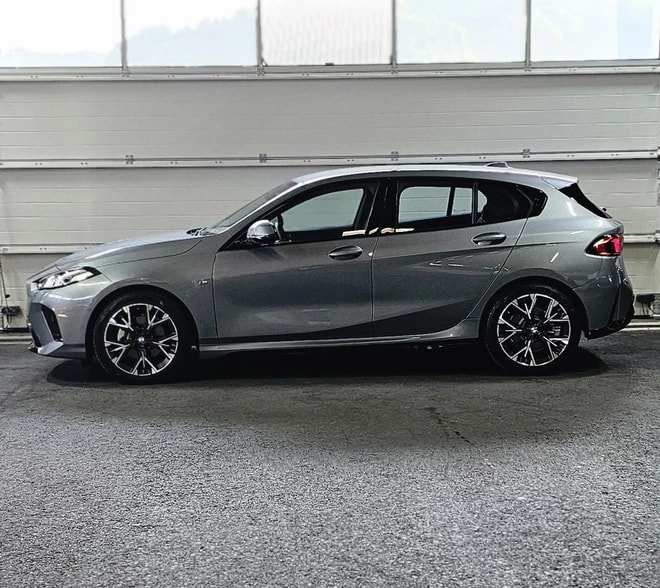 BMW 120 M Sport Steptronic inkl. *** Werksgarantie *** + AHK-image-1