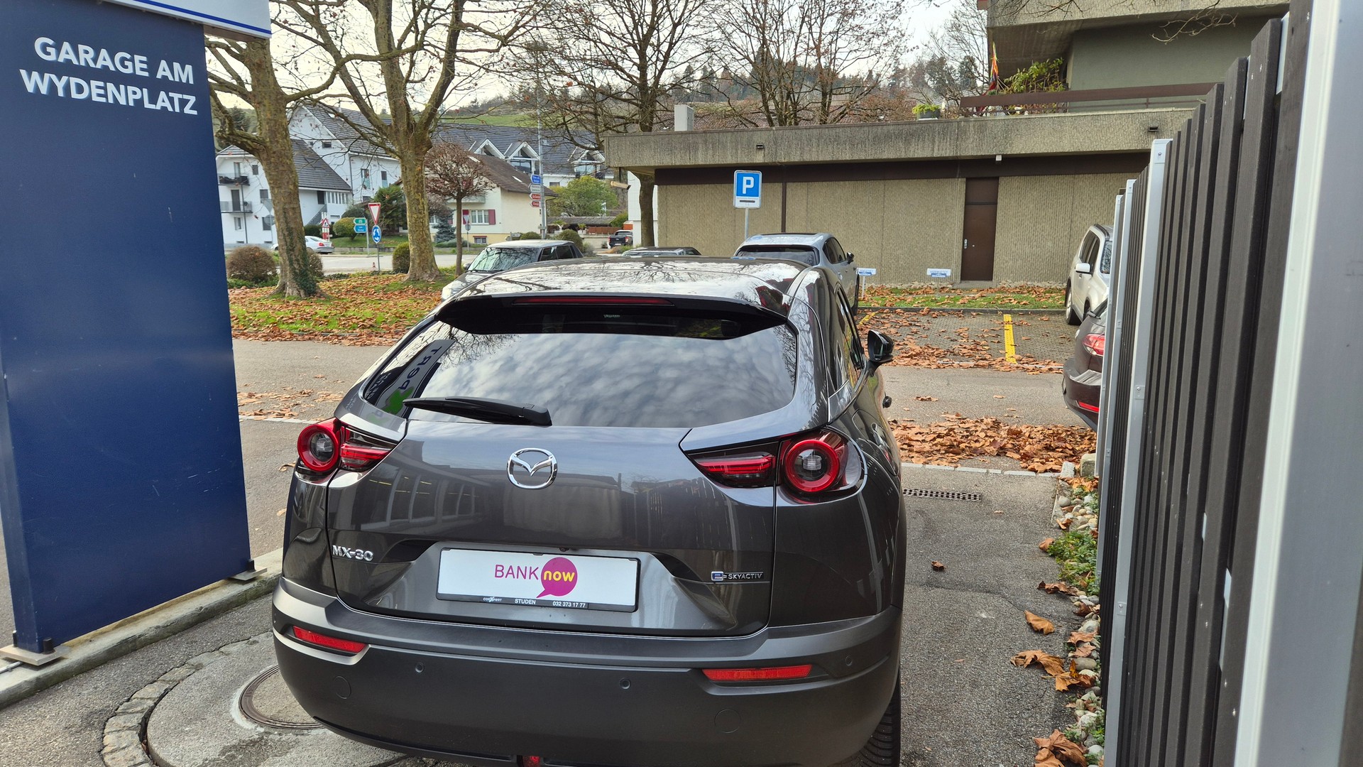 MAZDA MX-30 e-Skyactiv Revolution-image-4