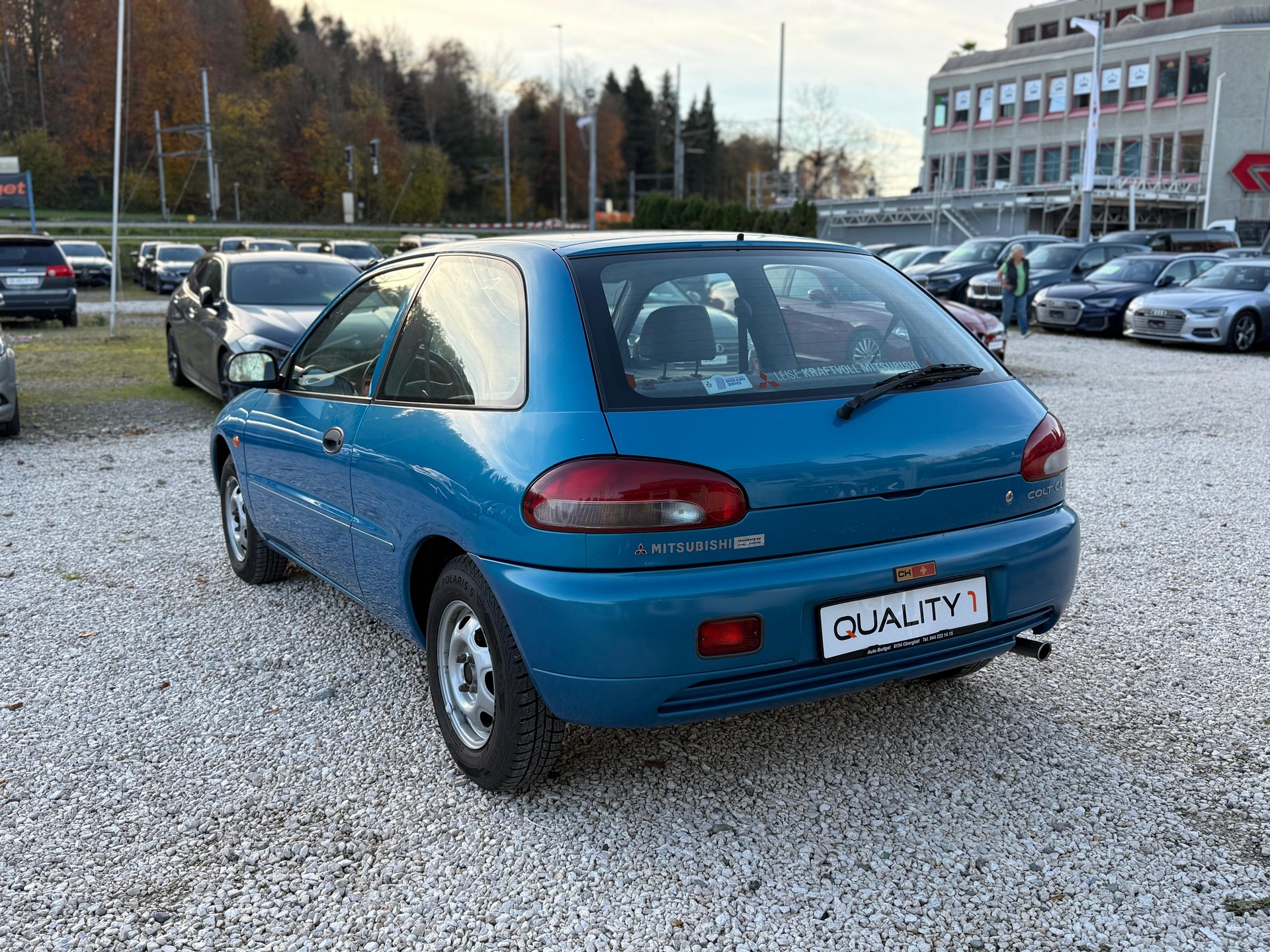 MITSUBISHI COLT-image-4