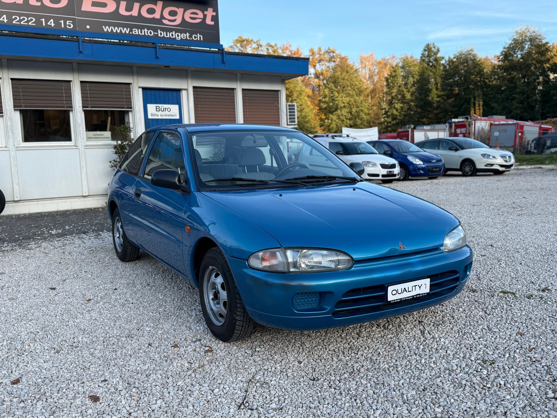 MITSUBISHI COLT-image-1