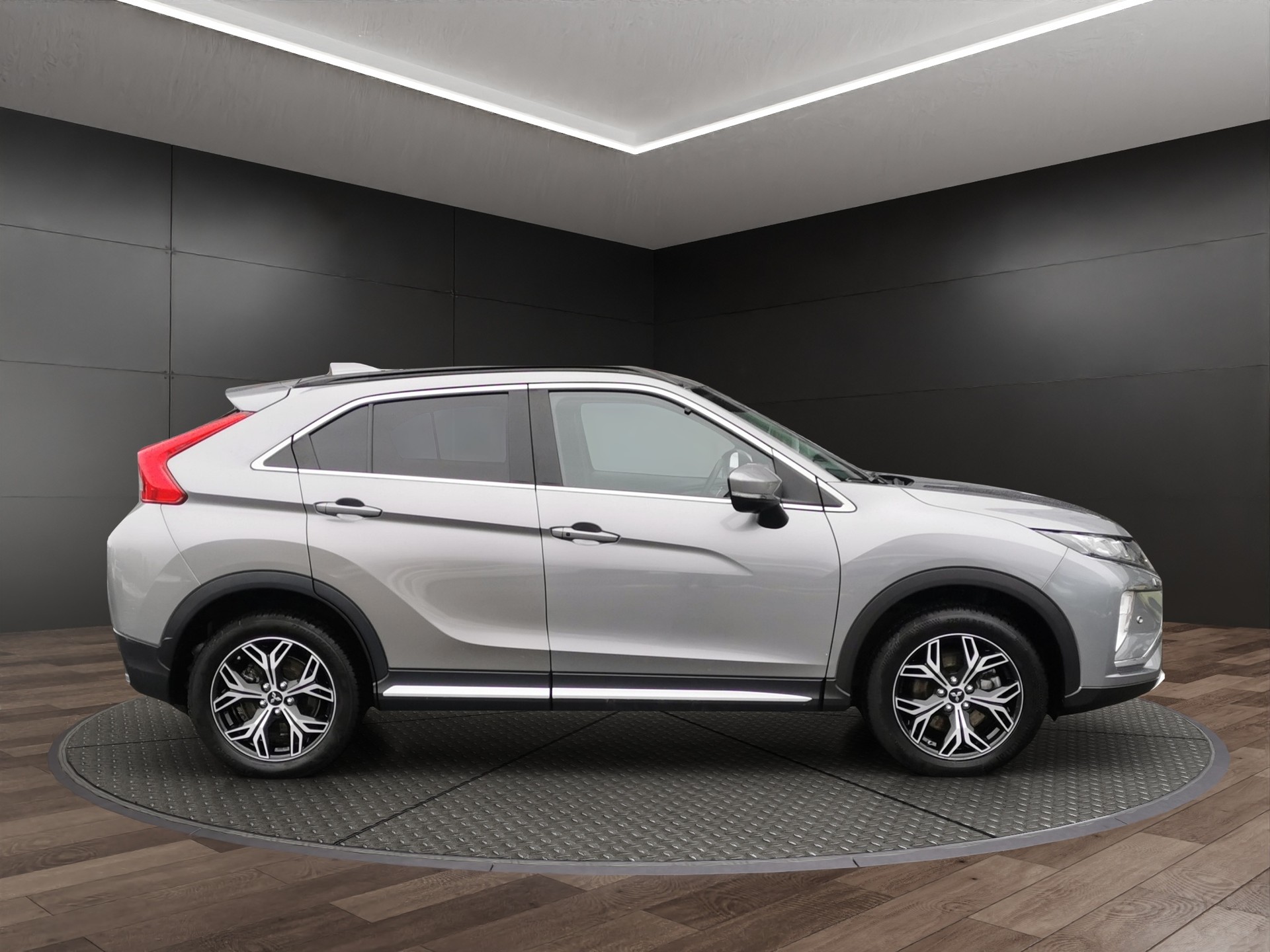 MITSUBISHI Eclipse Cross 2.2DID Style 4WD-image-16