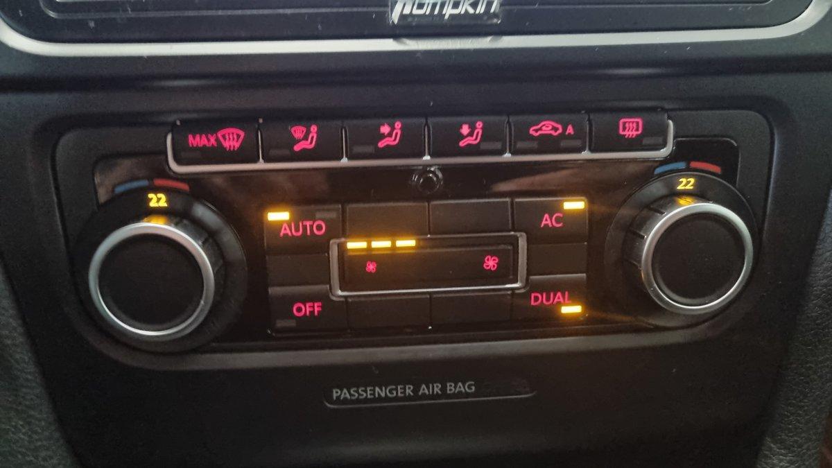 VW Golf VI 2.0 TSI GTI-image-15