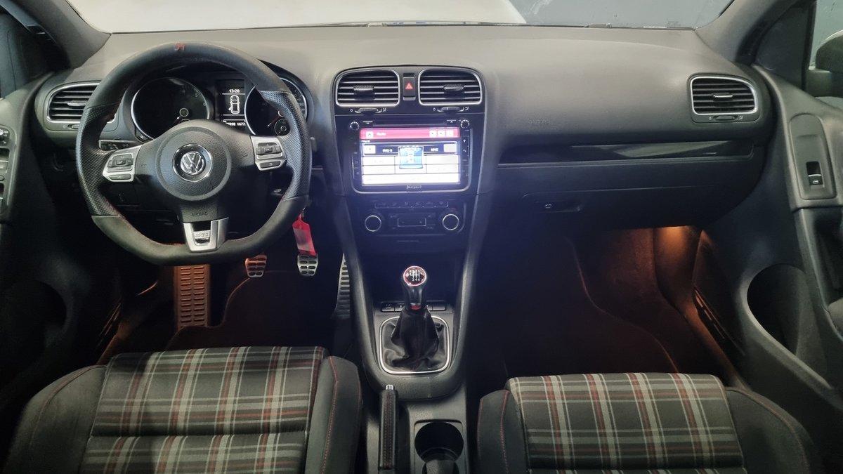 VW Golf VI 2.0 TSI GTI-image-13