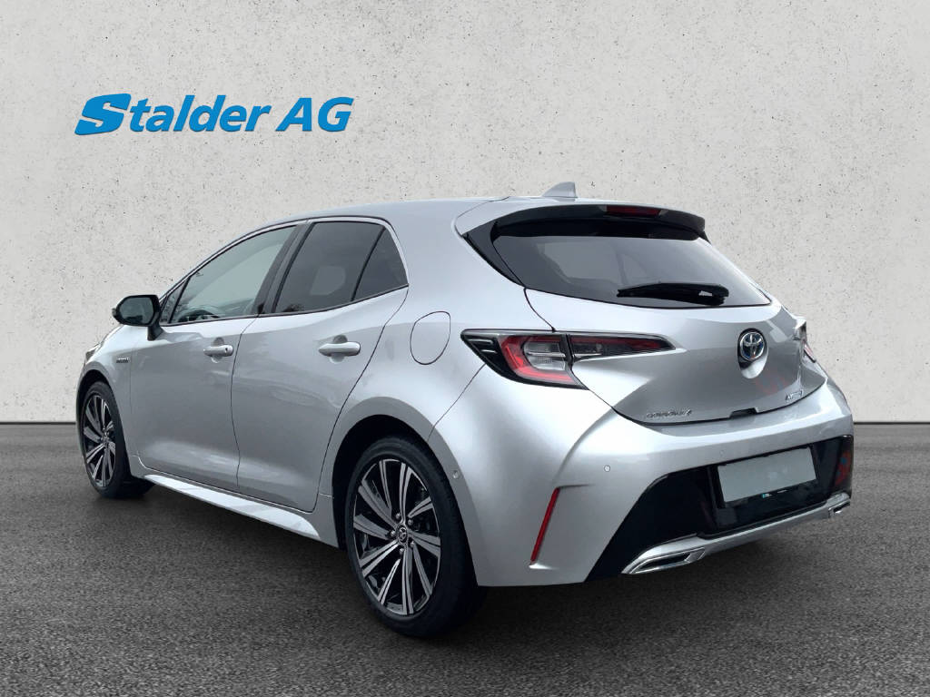 TOYOTA Corolla 2.0 HSD Trend-image-3