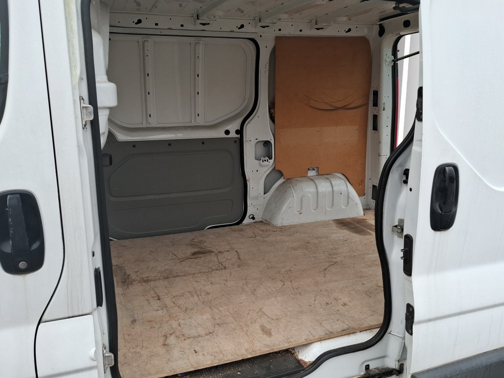 RENAULT Trafic Kaw. 2.9 t L2 H2 2.0 16V-image-11