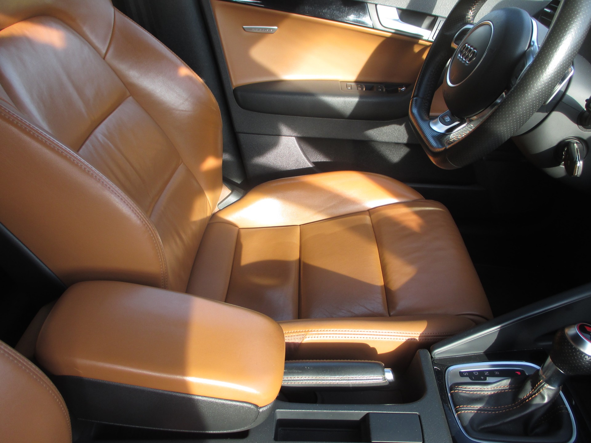 AUDI RS3 Sportback 2.5 TFSI quattro S-tronic-image-3