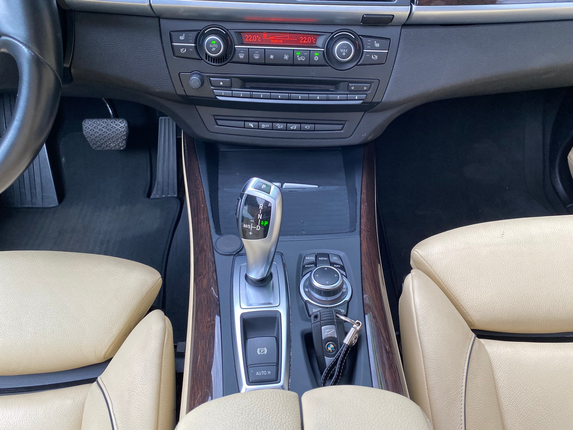 BMW X5 xDrive 40d Steptronic-image-24