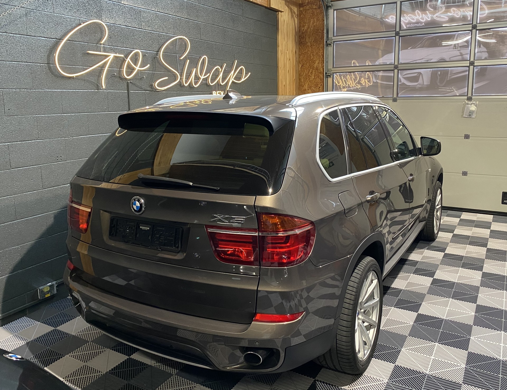 BMW X5 xDrive 40d Steptronic-image-3