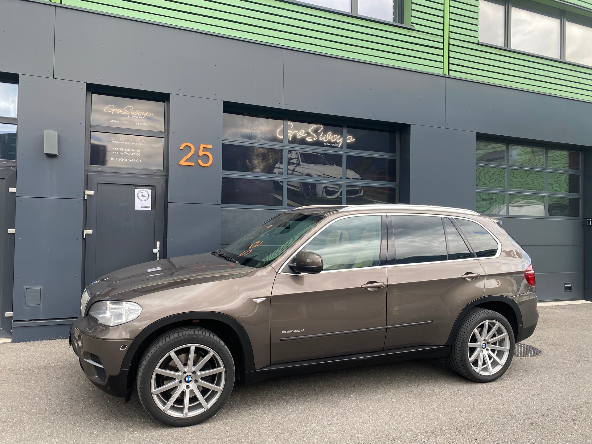 BMW X5 xDrive 40d Steptronic-image-10