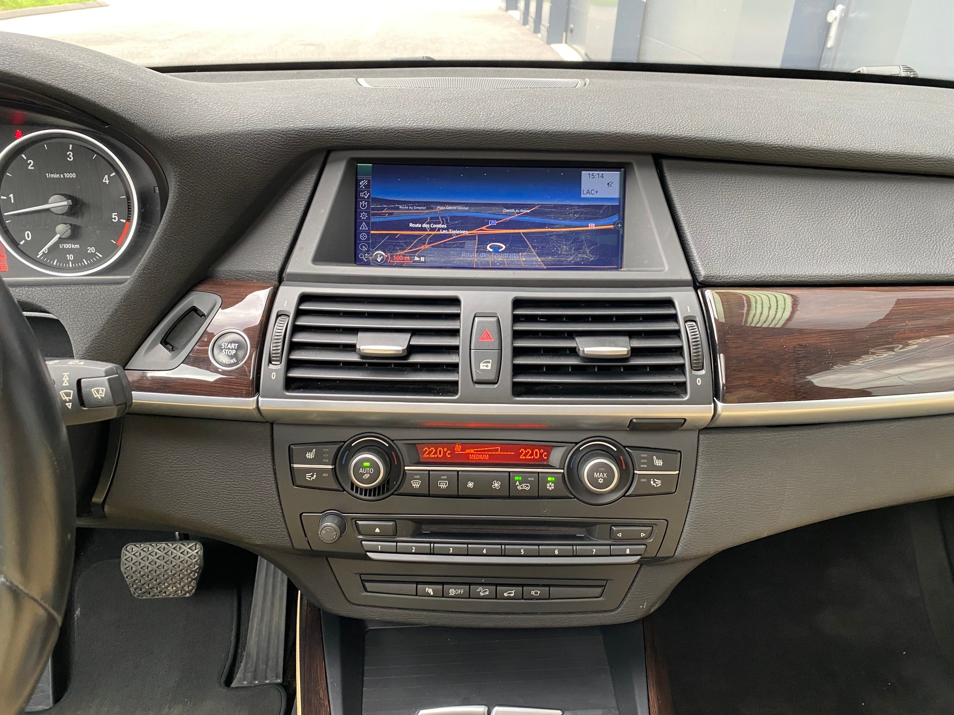BMW X5 xDrive 40d Steptronic-image-22