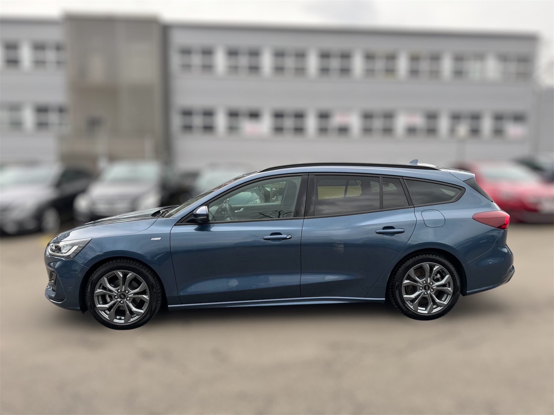 FORD Focus 1.0 MHEV ST-Line Vignale Automat-image-5