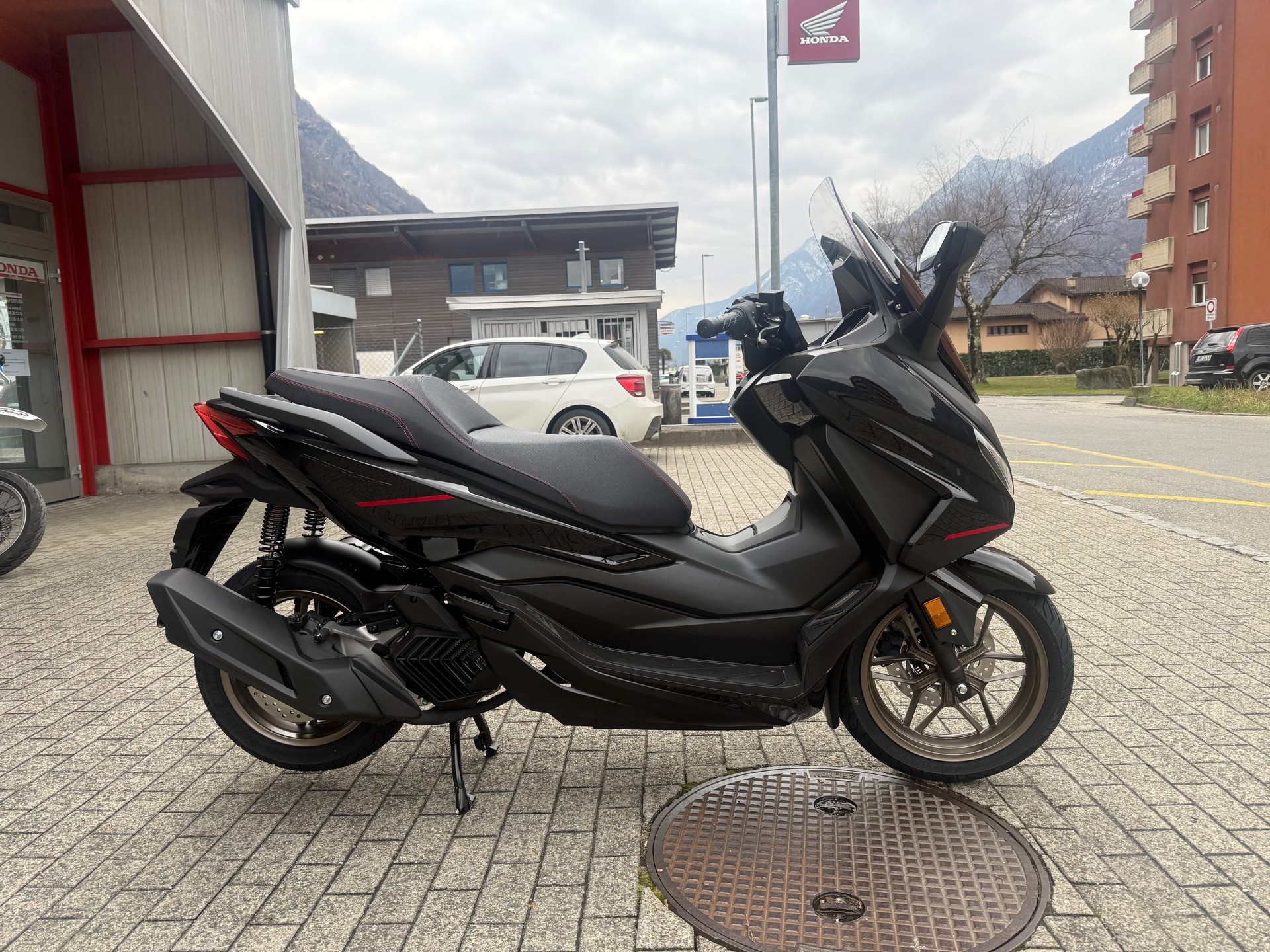 HONDA Nss 125 Forza Special Edition