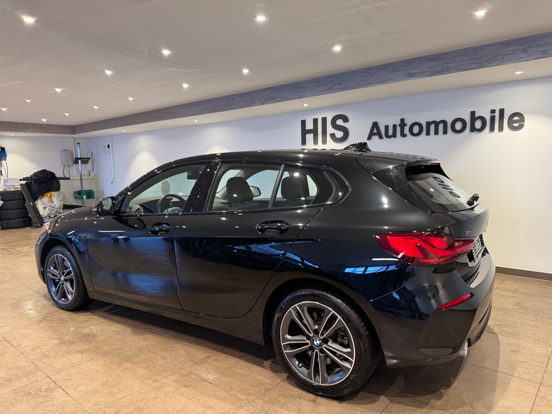 BMW 120d xDrive-image-3