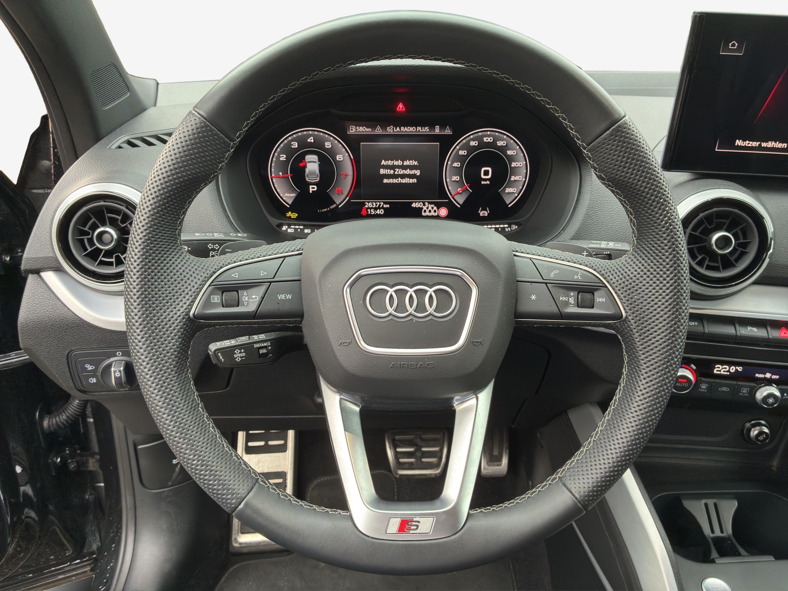 AUDI Q2 40 TFSI S line quattro S-tronic-image-9