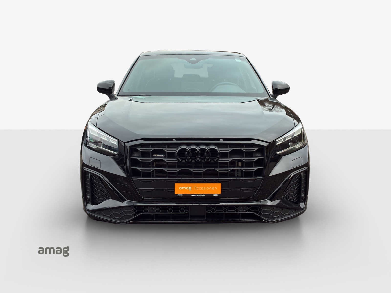 AUDI Q2 40 TFSI S line quattro S-tronic-image-6